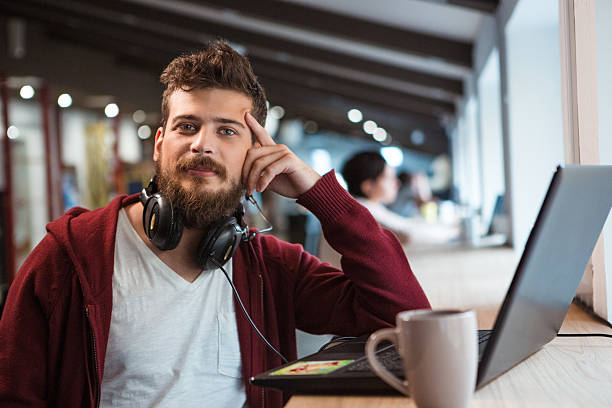 Top 10 Best Side Hustle Discord Servers 2025